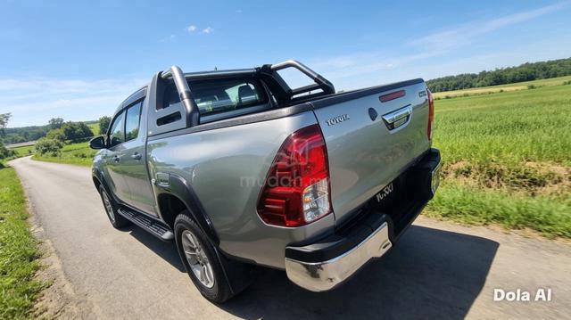 2016 Toyota HILUX 2.4 G (A) 4x4 d/cab - 4