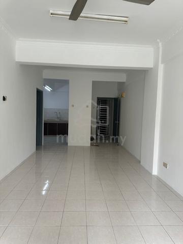 Vista Mahkota 1