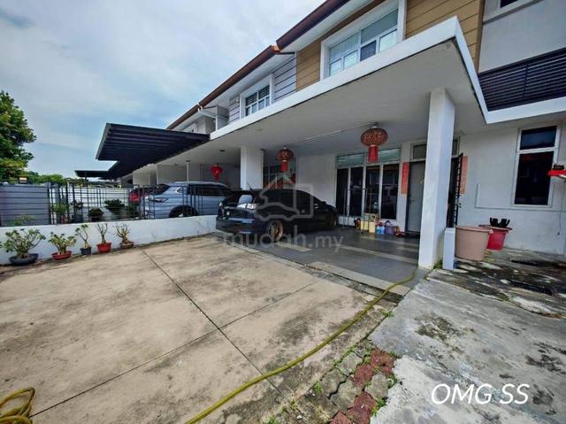 Kota Bayuemas Double Storey Superlink House for Sale at Klang 1