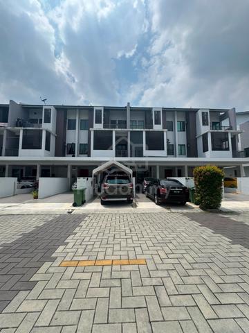 Town House 1/2 Tingkat Vila Begonia🔥🔥 1