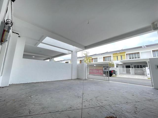 [Murah & Baru] Double Storey Terrace Intermediate Laman Sendayan 2