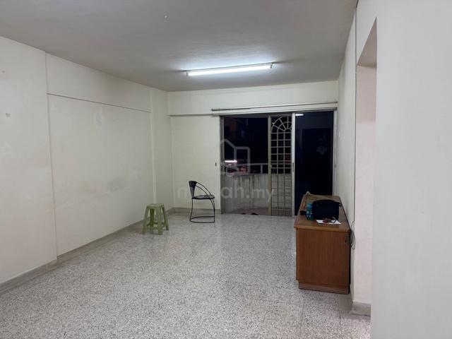 Miharja Apartment (LRT Maluri) 1