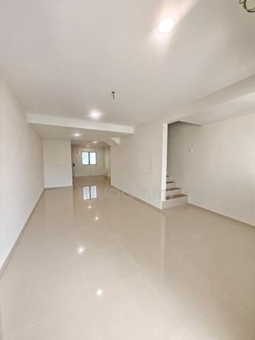 RENOVATED Kampung Lapan Bachang 2.5 Storey House Lorong Pandan 1