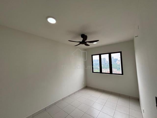 Residensi Max 1