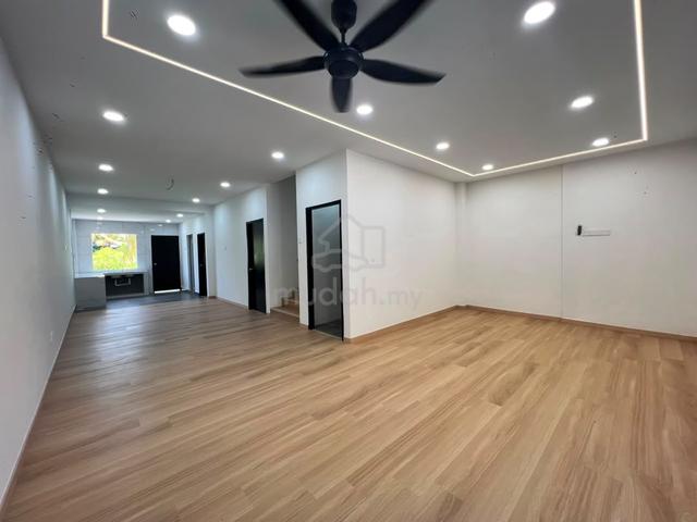 Sri Putri@Kulai Double Storey 22x70 (New Renovated) 1