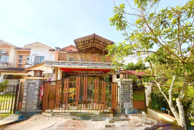 CORNER LOT Saujana Utama 3 Sungai Buloh Terrace House 1
