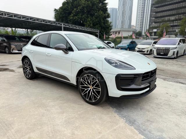 2024 Porsche MACAN T, RED INTERIOR, SPORT CHRONO - 1