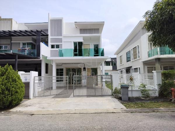 END LOT OPEN FACING DOUBLE STOREY Nusari Aman 2 Tritonix Sendayan 1