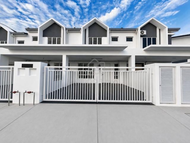 Eka Heights Sendayan |Tiara Sendayan| Semi Furnished  1