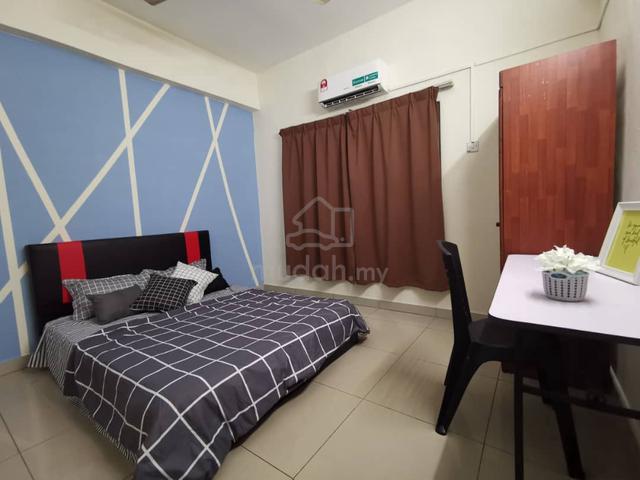 Ridzuan Condominium - Medium Room For Rent 1
