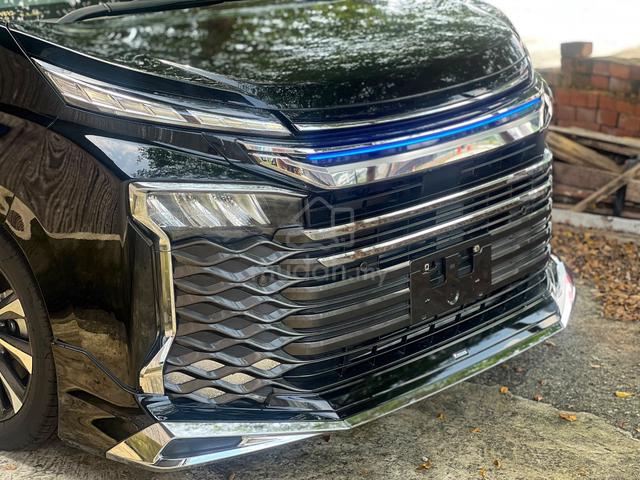 2023 TOYOTA VOXY 2.0 S-Z Modellista Body-Kit - 3