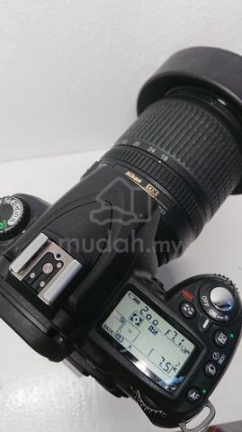 Nikon D90 DSLR Camera Kit Battery Grip Accessories - photo 5 of 6