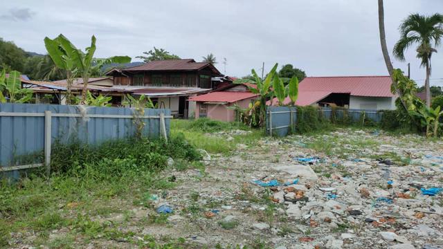 1.2 Acres Land Seaside Beach Fencing Batu Maung Permatang Damar Laut 4