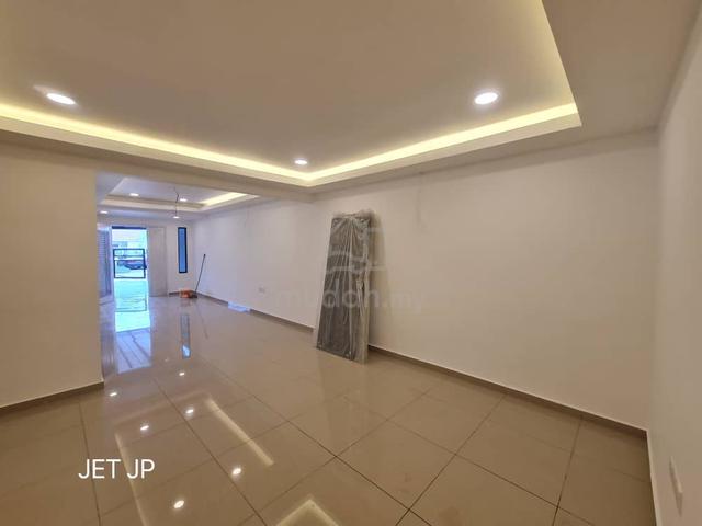 Klang Jaya Seruling 22x80 Single Storey Renovated Freehold Non Flood 1