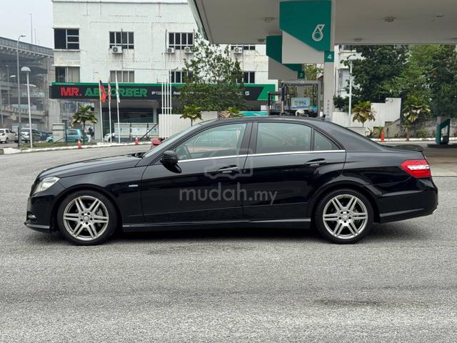 Mercedes Benz E250 AMG PANORAMIC ROOF TIPTOP - 4
