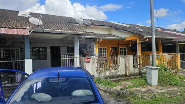 Single storey intermediate terrace Taman Samarindah Samarahan For Sale 1