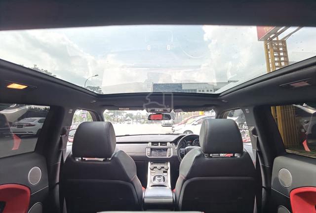 Land Rover 2.0 EVOQUE DYNAMIC Spec/panroof - 2