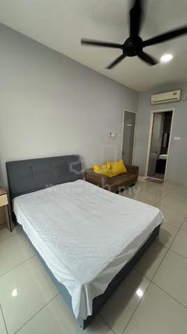 Female Room Skysuites Walking distance to CIQ Johor Bahru JB Town 1