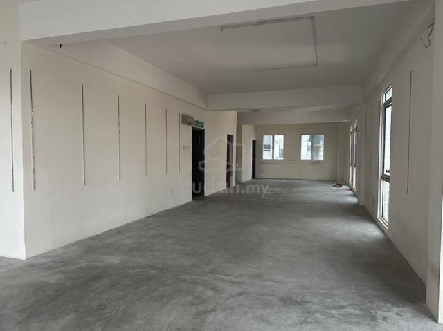 Commercial space for rent 1