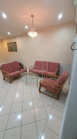 Renovated double storey house in BK5b 1