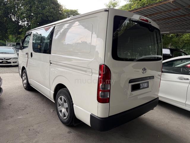 2021 Toyota HIACE 2.5 (M) SEMI PANEL VAN - 2
