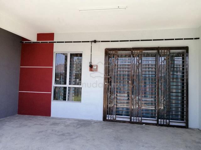 Rumah Teres Setingkat Taman Bandar Ekar, Rantau, Seremban 1