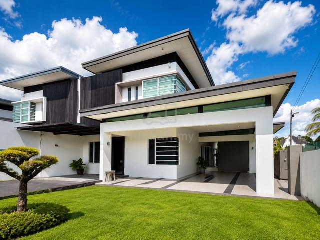 Double Storey Semi-D at Jalan Laksamana Cheng Ho in Kuching for Sale 1