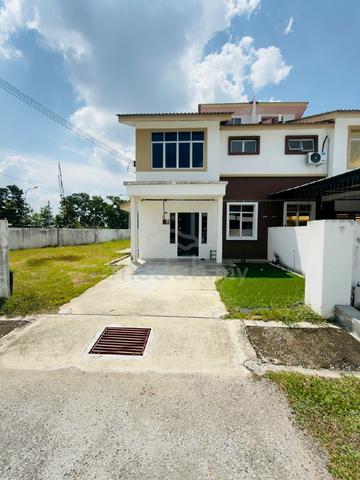 corner unit iris taman bunga raya bukit beruntung 1