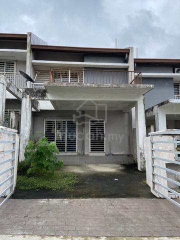 [FREEHOLD] Aman Putri U17, Shah Alam – Double Storey Terrace House 1