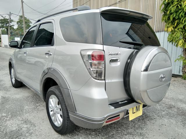 R/2012/Toyota RUSH 1.5 S FACELIFT (A) BLACK INSIDE - 3