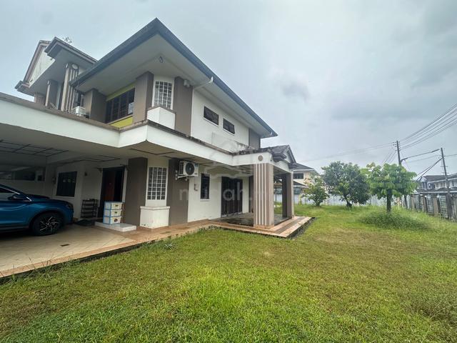 2 Storey Corner House , Jalan Song , Friendship Park , Kuching 1