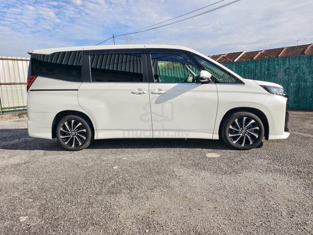 2022 Toyota NOAH 2.0 SZ (A) - 5