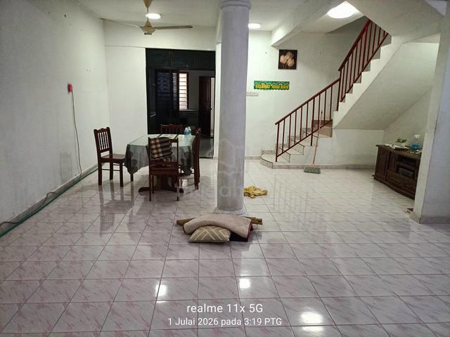 Taman Semporna centre | double storey intermediate | for sale 1