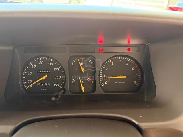 2004 Toyota UNSER 1.8 GLI FACELIFT (M) - 4