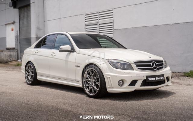2010 Mercedes Benz C63 AMG 6.2 - RESTORED - 1