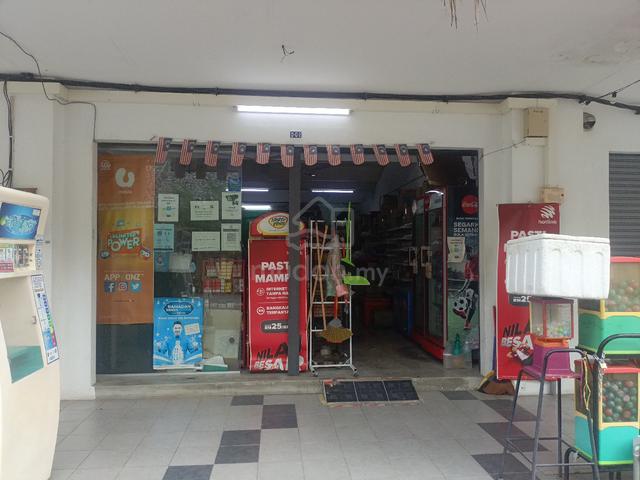Lot kedai untuk disewa 1