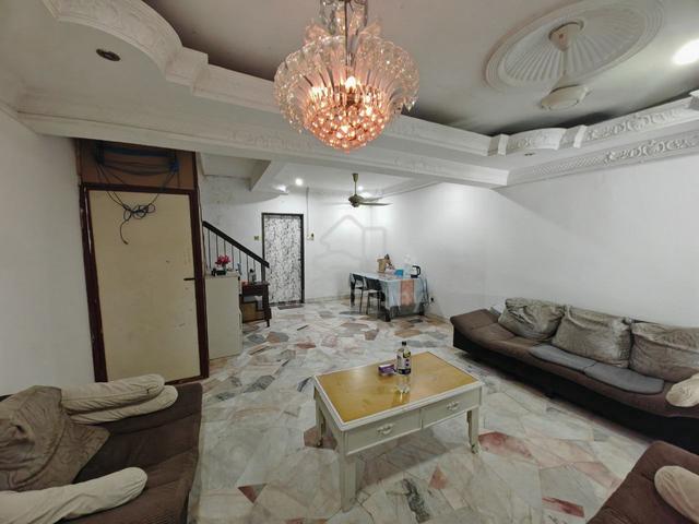 [FACING OPRN]Double Storey Jalan Sri Sarawak Taman Sri Andalas,Klang 4