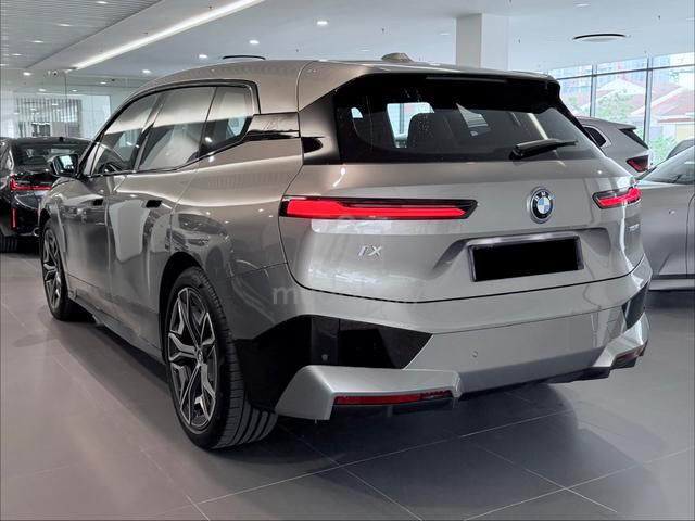 BMW iX xDrive50 M-Sport - Year 2023 Limited Stock - 5