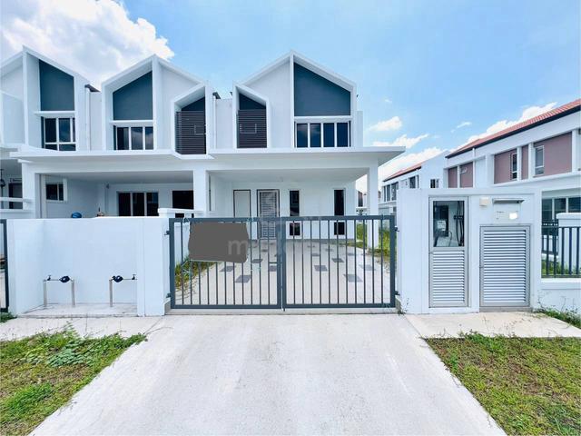 END LOT BRAND NEW 2-storey Terrace Setia Alam Sari, Aderyn 1