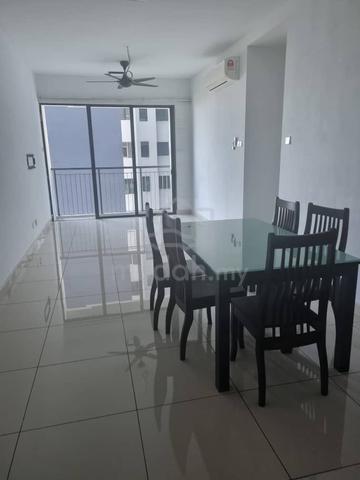 KL Traders Square Residences 1