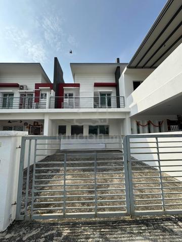 Whole House for Rent at Bandar Springhill, Near UCSI PD 1