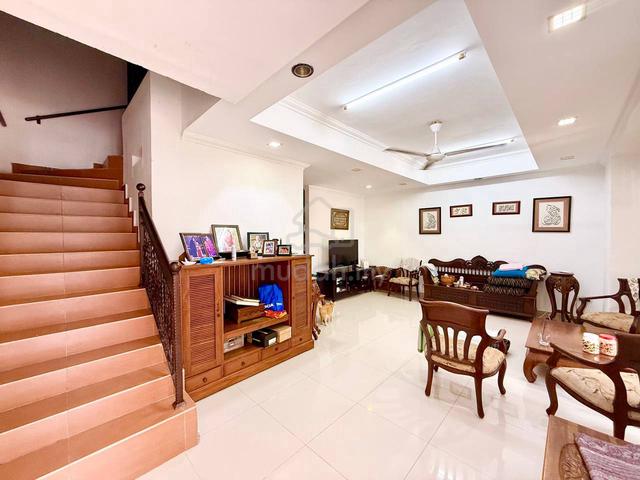 22'X70'⭐ RENOVATED💥 Double Storey Saujana Utama 3 Sungai Buloh 1