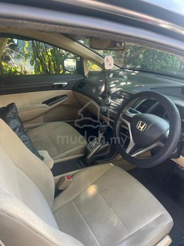2010 Honda CIVIC 1.8 i-VTEC (A) - 5