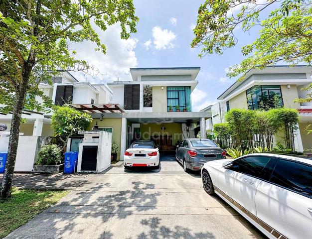 RENOVATED UNIT ‼️ 2 Storey Semi D House Cahaya SPK, Shah Alam 1