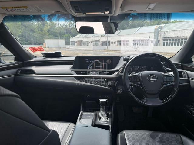 Lexus ES250 PREMIUM 2.5L (A) REGISTER 2020 - 5