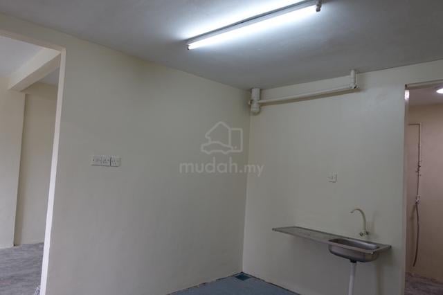 Flat PKNS Seksyen 7 Shah Alam 1