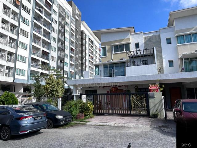 CORNER Amanria Puchong 3 Storey Terrace House near SJKC 1