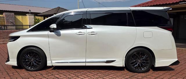 2023 Toyota VELLFIRE 2.4 Z PREMIER (A) - 5