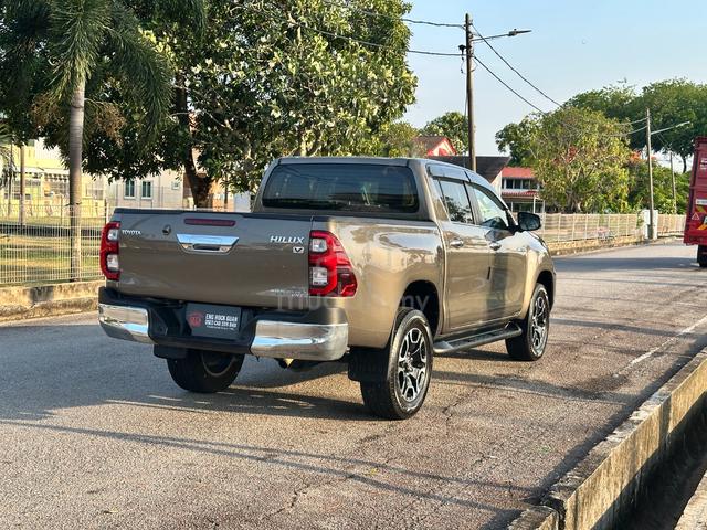 2021 Toyota HILUX 2.4 V (A) - 4