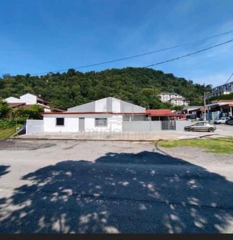 Single storey corner taman melawati 1